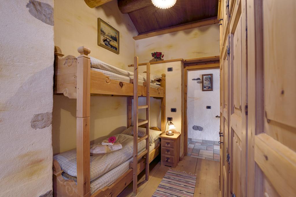 Chalet Al Beltram Livigno Eksteriør billede